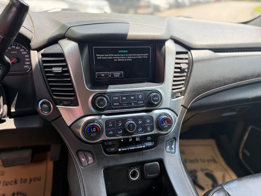 2016 Chevrolet Suburban LT - Photo 15