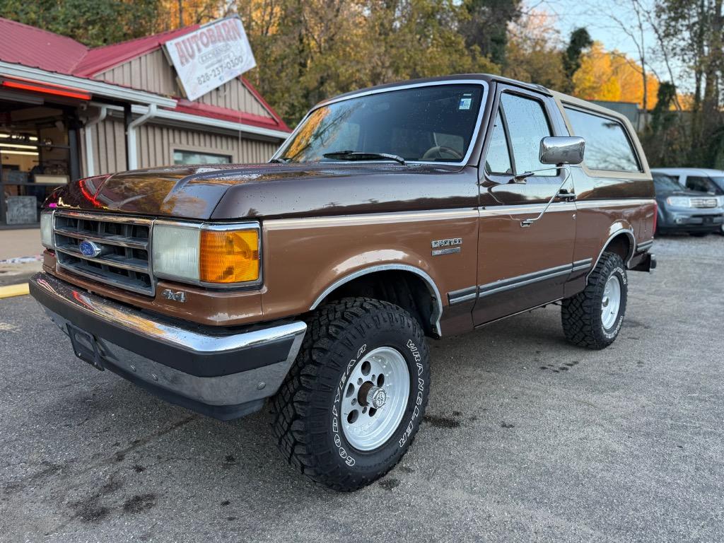 1991 Ford Bronco's photo
