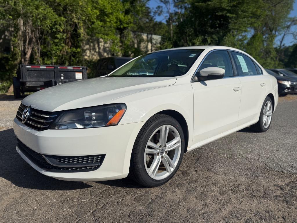 2014 Volkswagen Passat SE